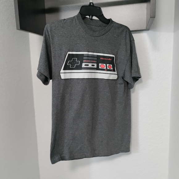 Nintendo Game Controller Gray T Shirt Size M - Picture 6 of 8